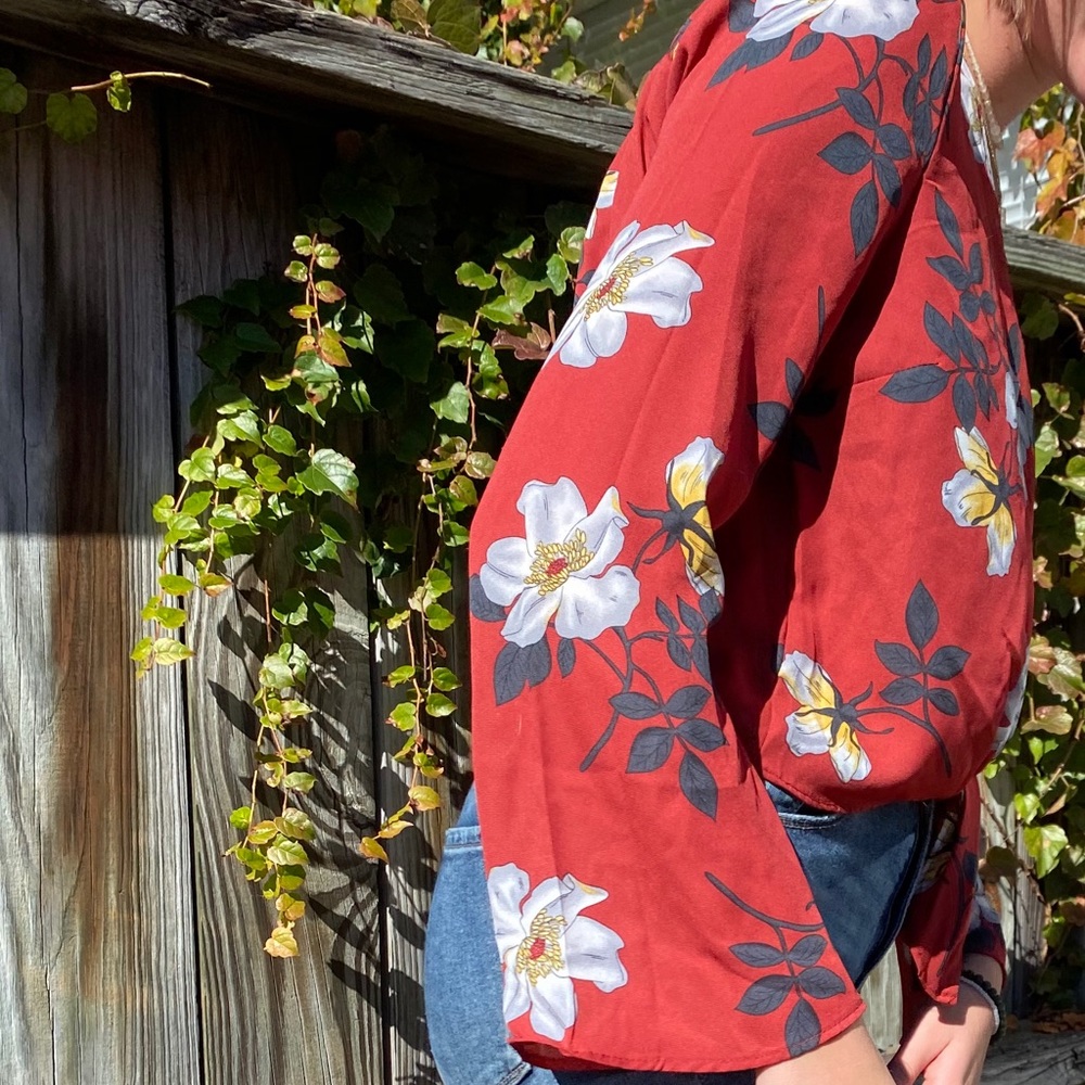 Red Blouse - Picture 3 of 3